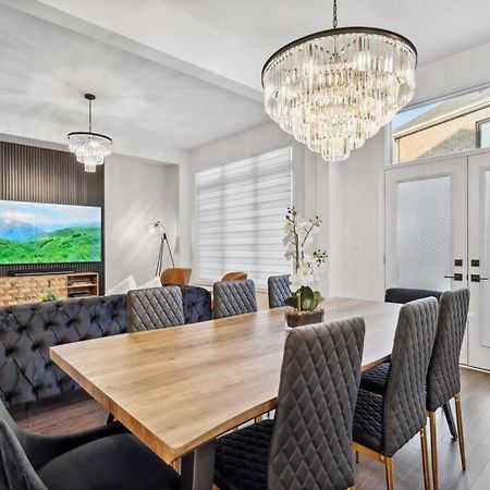 Barrie Luxe, Pool Table 6 Bedroom 6 Ba Custom Design A+ Location Bagian luar foto