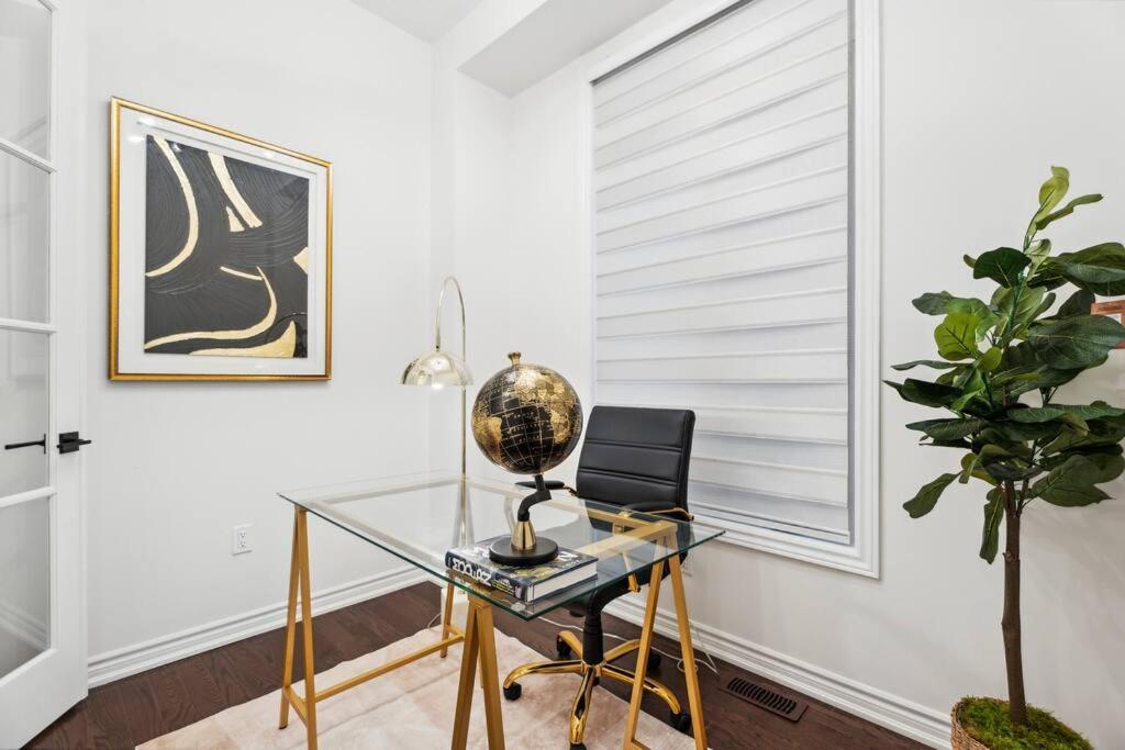 Barrie Luxe, Pool Table 6 Bedroom 6 Ba Custom Design A+ Location Bagian luar foto